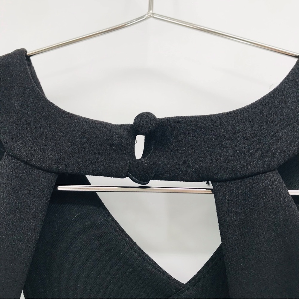 Aidan Mattox Scuba Crepe Cutout Open Back Gown in Black Size 6 - Picture 12 of 14